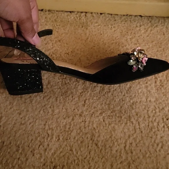 Betsey Johnson Black Heels with Floral Accents - Picture 2 of 2